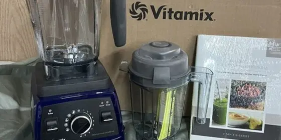 Vitamix Pro Series 750 1,8 l mit 940 ml Trockenbeh&auml;lter ansehen
