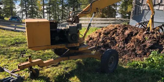 Mistladekran mit Bascomotor ansehen