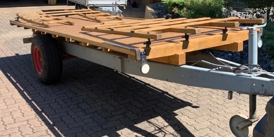Br&uuml;ckenwagen 1-Achsig mit Handbremse und Gest&uuml;tz ansehen
